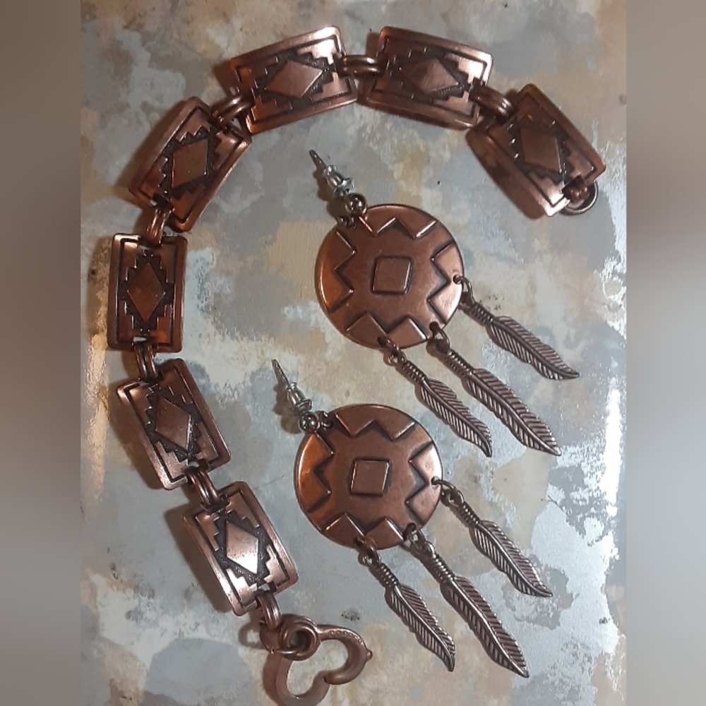 Southwest Copper Bracelet With Dreamcatcher Earring Set